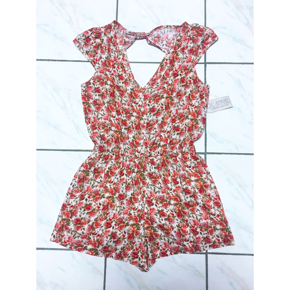 🆕✨ Floral Romper